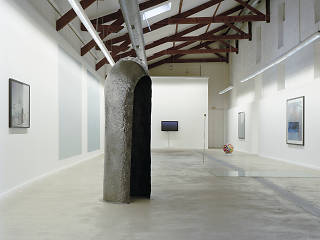 Vue de l’exposition 'L’Île de Morel', 2007 