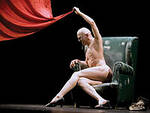 CHAIR DANCE Ivo Dimchev compresses.