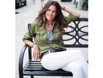 Andrea Linett, vice president and global creative director for Michael Kors (michaelkors.com), is no stranger to noticing great style: In her new book, I Want to Be Her! (out Saturday 1 from Abrams Image), she recalls in amazing detail the well-dressed la