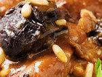 Peus de porc ofegats a la catalana