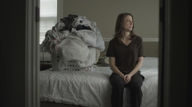 Robin Weigert in Concussion