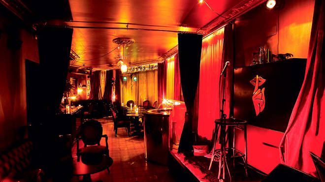 Bar Mutis