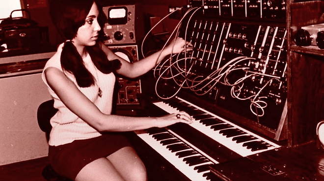 Getting to grips with an early synth