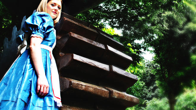 Fflur Wyn as Alice