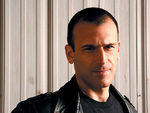 POP GOES THE WEASEL Screeching Weasel’s seminal 1988 album, Boogadaboogadaboogada!, has sold more than 100,000 copies.