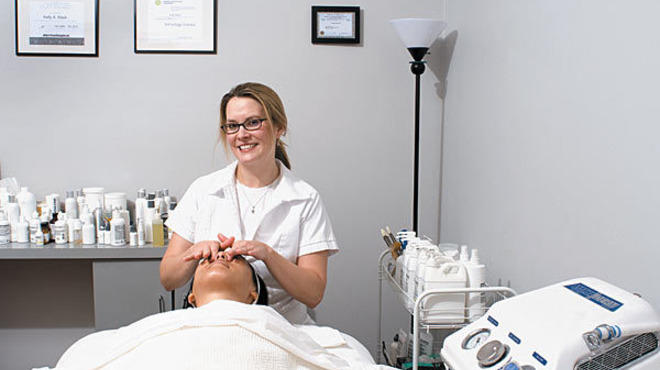 FACE BOOKED Kelly Mack’s fantastic facials are one of Lakeview’s worst-kept secrets.
