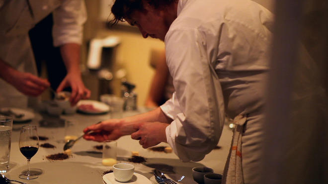 Spinning Plates Alinea is one of three restaurants featured in this heartfelt doc.