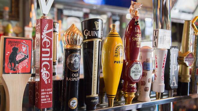 Sonny McLeans Irish Pub