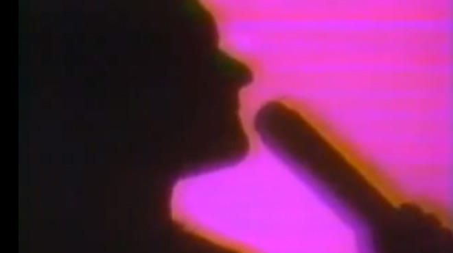 Jefferson Starship performs "Light the Sky on Fire" in the Star Wars Holiday Special.