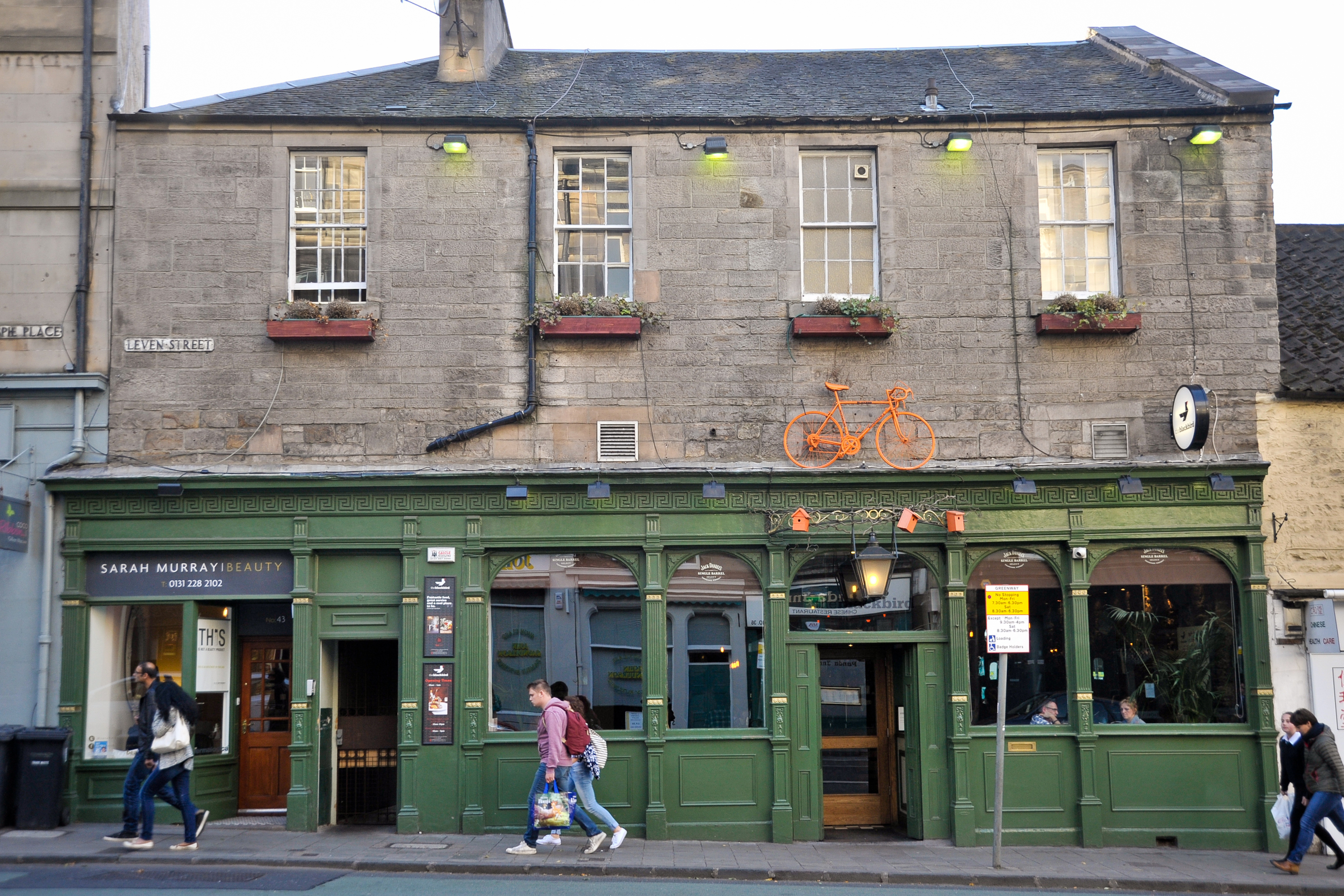 Best Edinburgh bars: from dive bars to cocktail dens ...