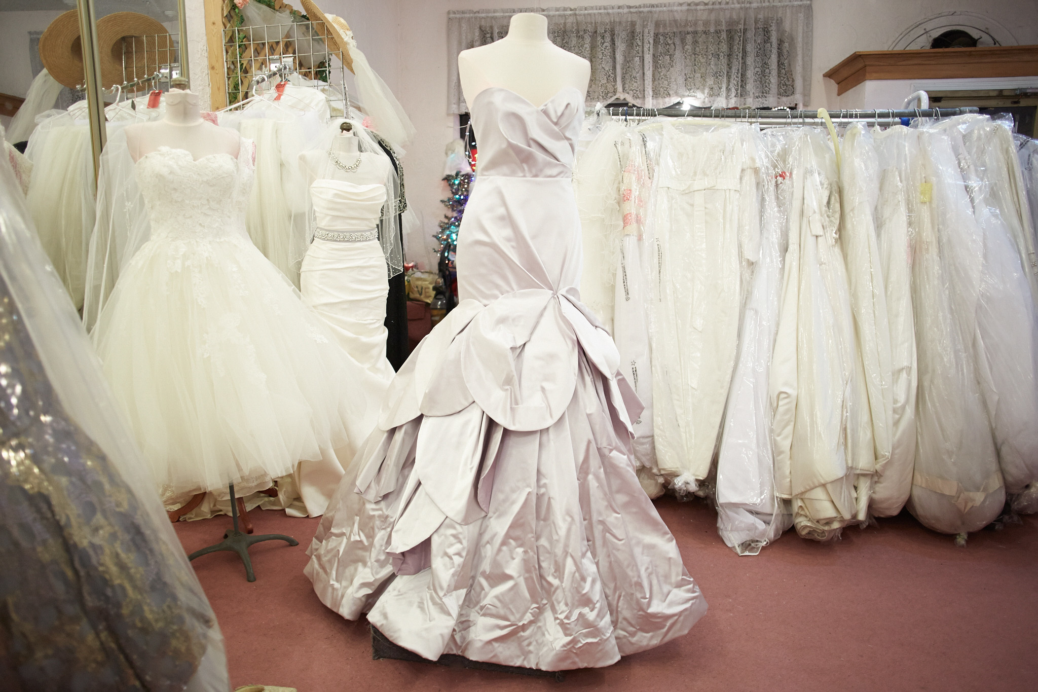 Bridal shops in Chicago for the perfect wedding dress