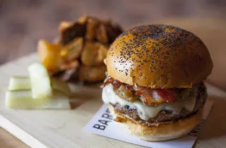 The The 14 best burgers in Los Angeles