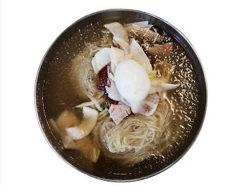 강남밀면의 ‘물밀면’