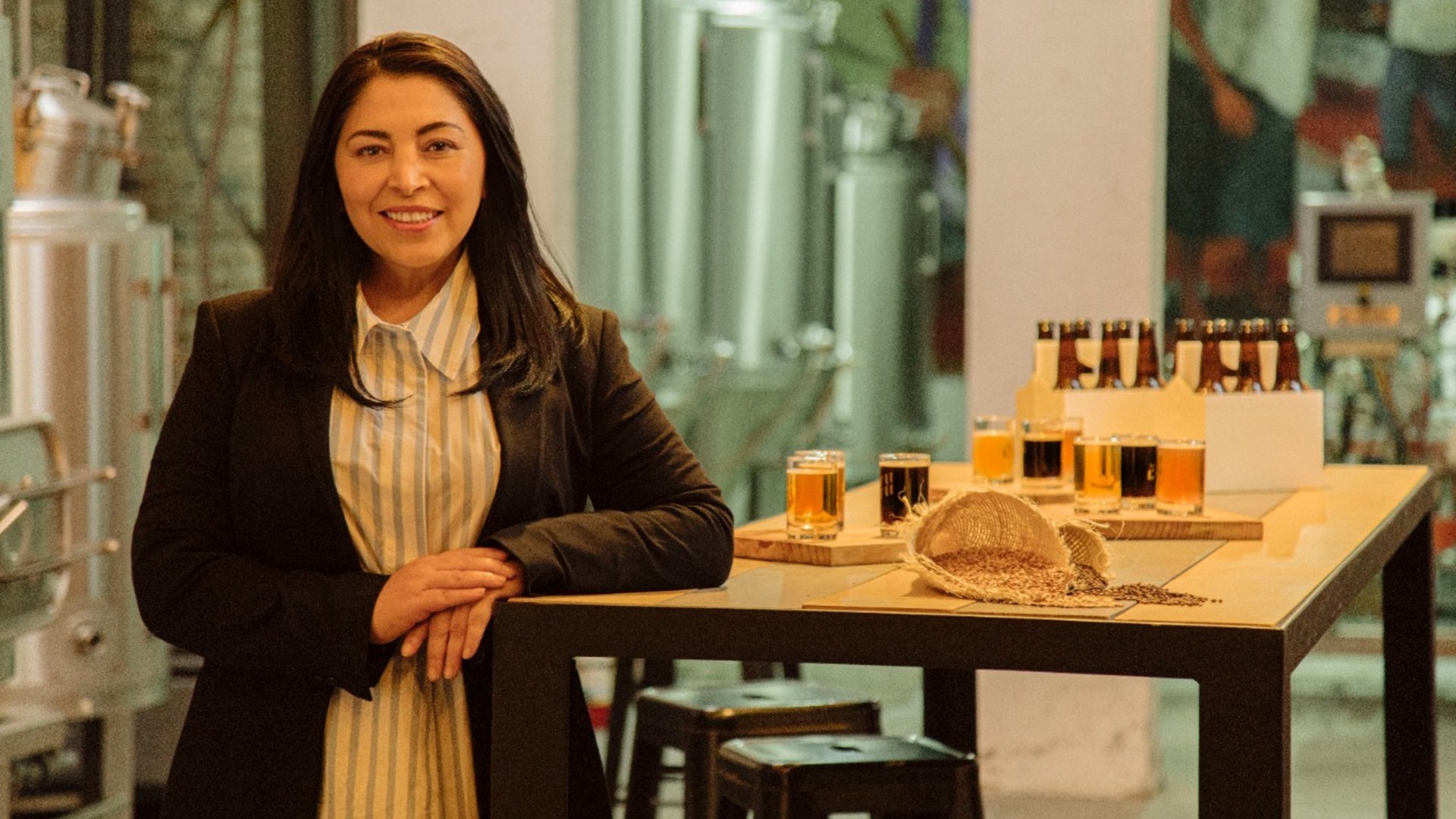 Elizabeth Rosas Productora De La Cerveza Artesanal Calavera