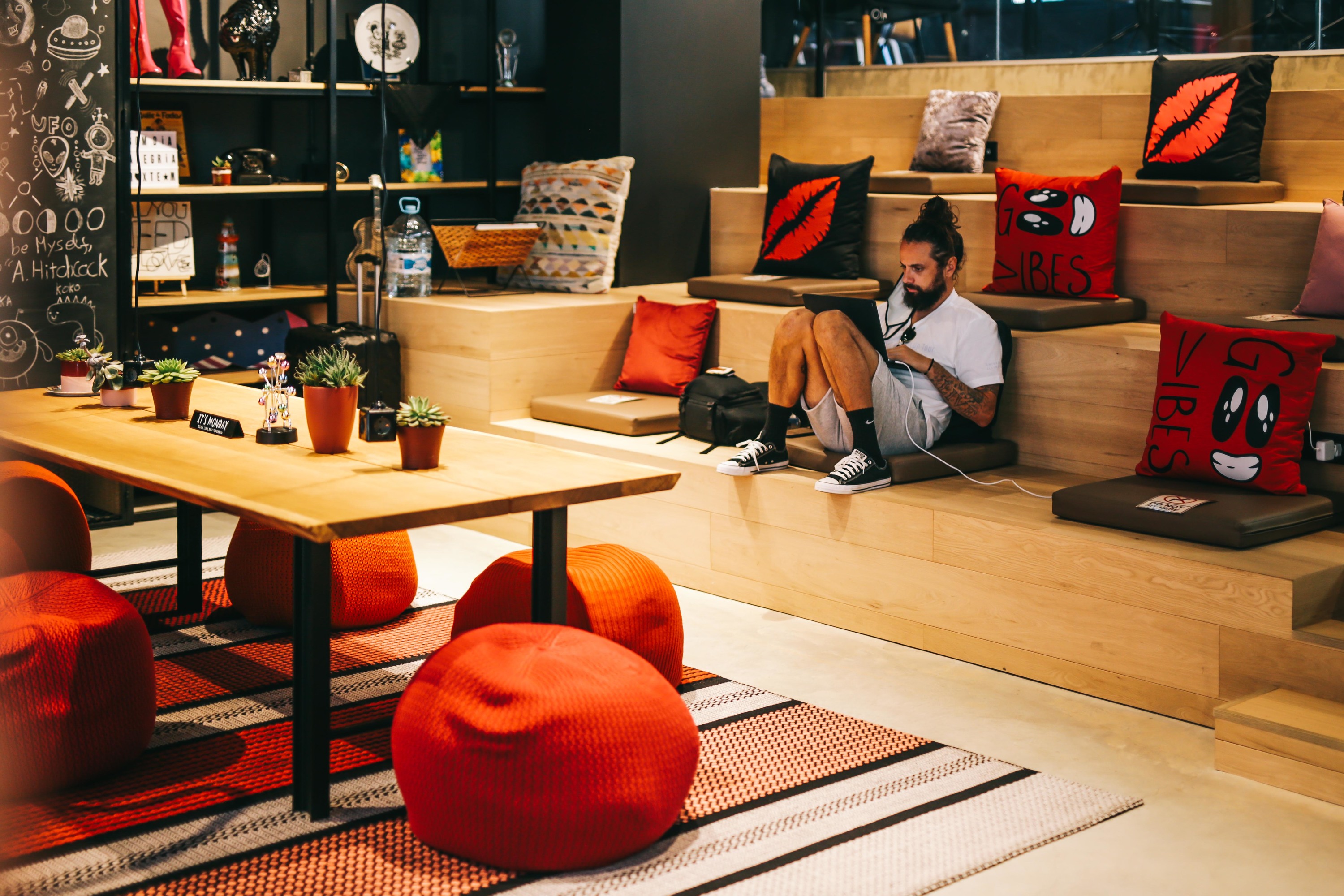 O Moxy Lisbon City é um hotel mas também um espaço de cowork