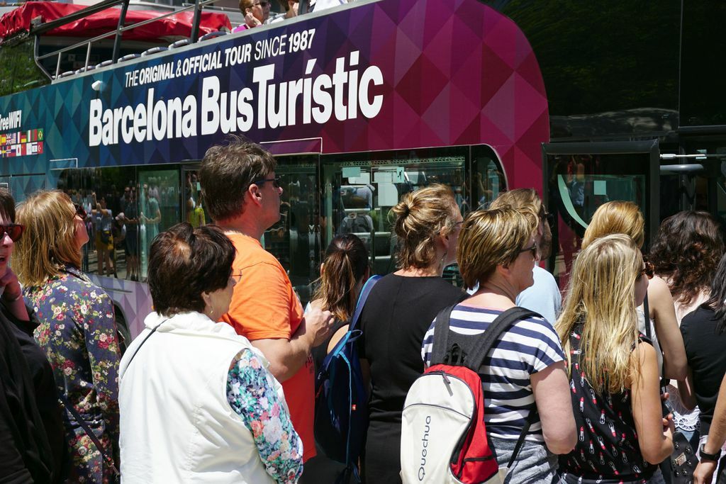 Esto Es Lo Que Gasta Al D A Un Turista Que Visita Catalu A