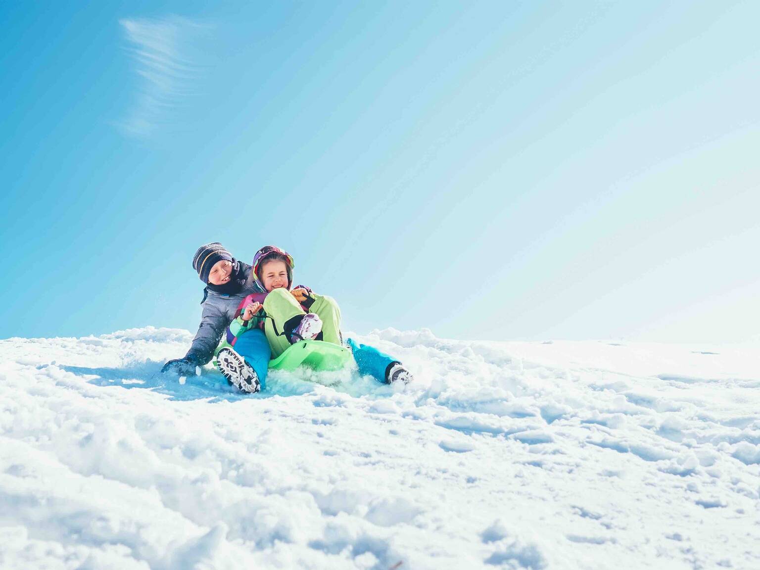 18 Best Sledding Hills In Chicago