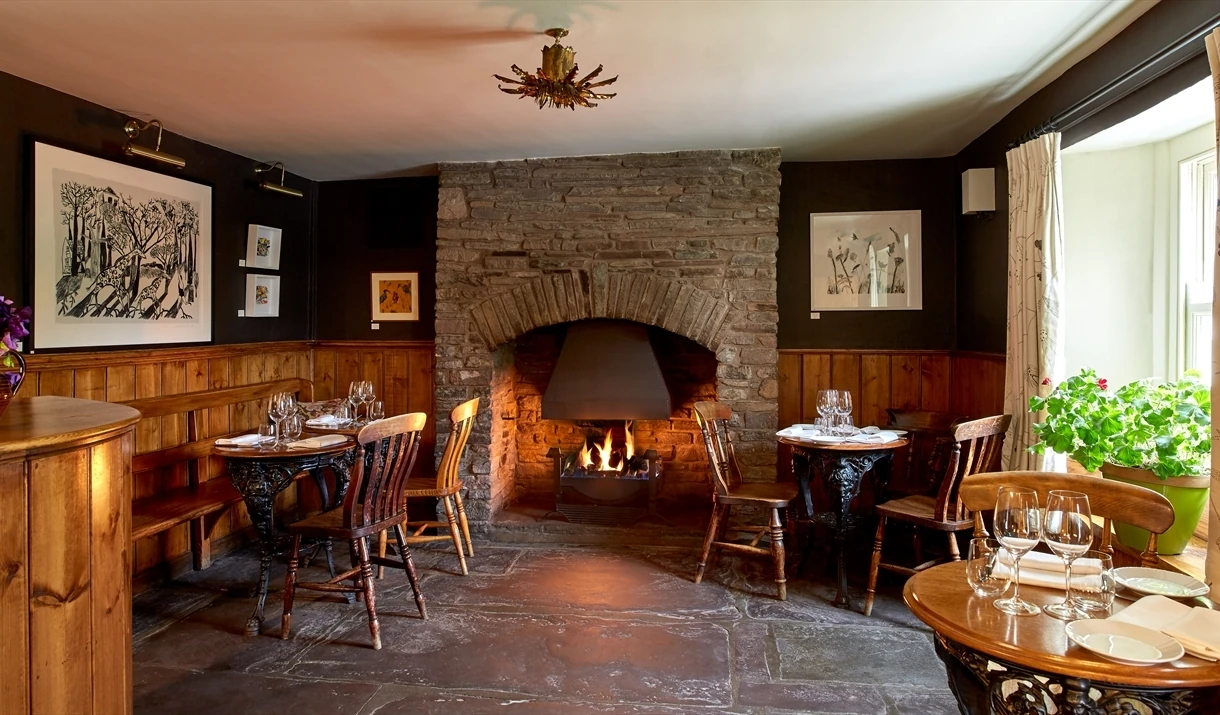 The Walnut Tree Inn 