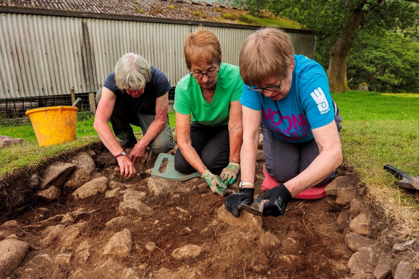 Volunteers on final day of Deepdale Bride Settlement dig