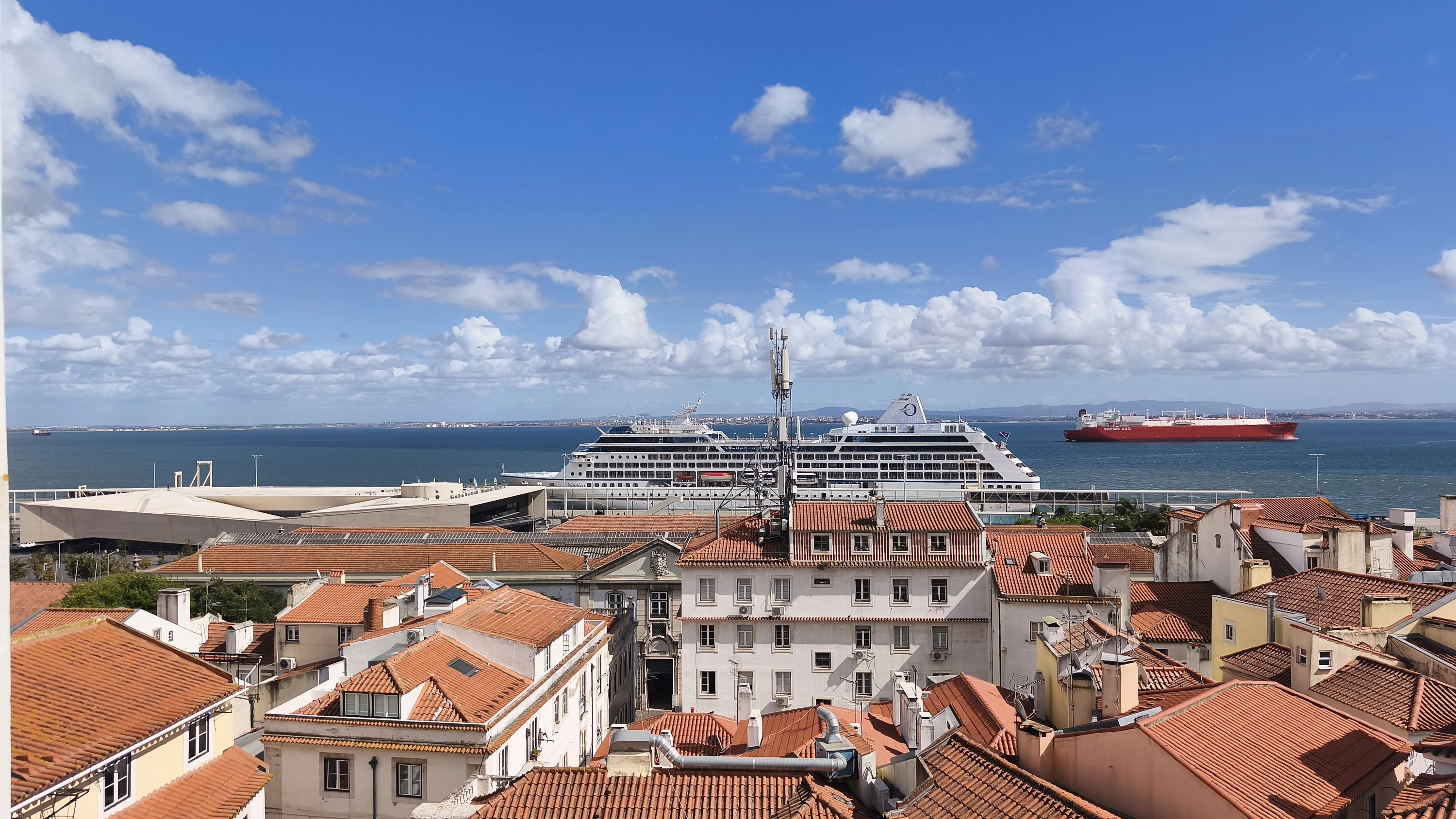 Vista sobre Alfama