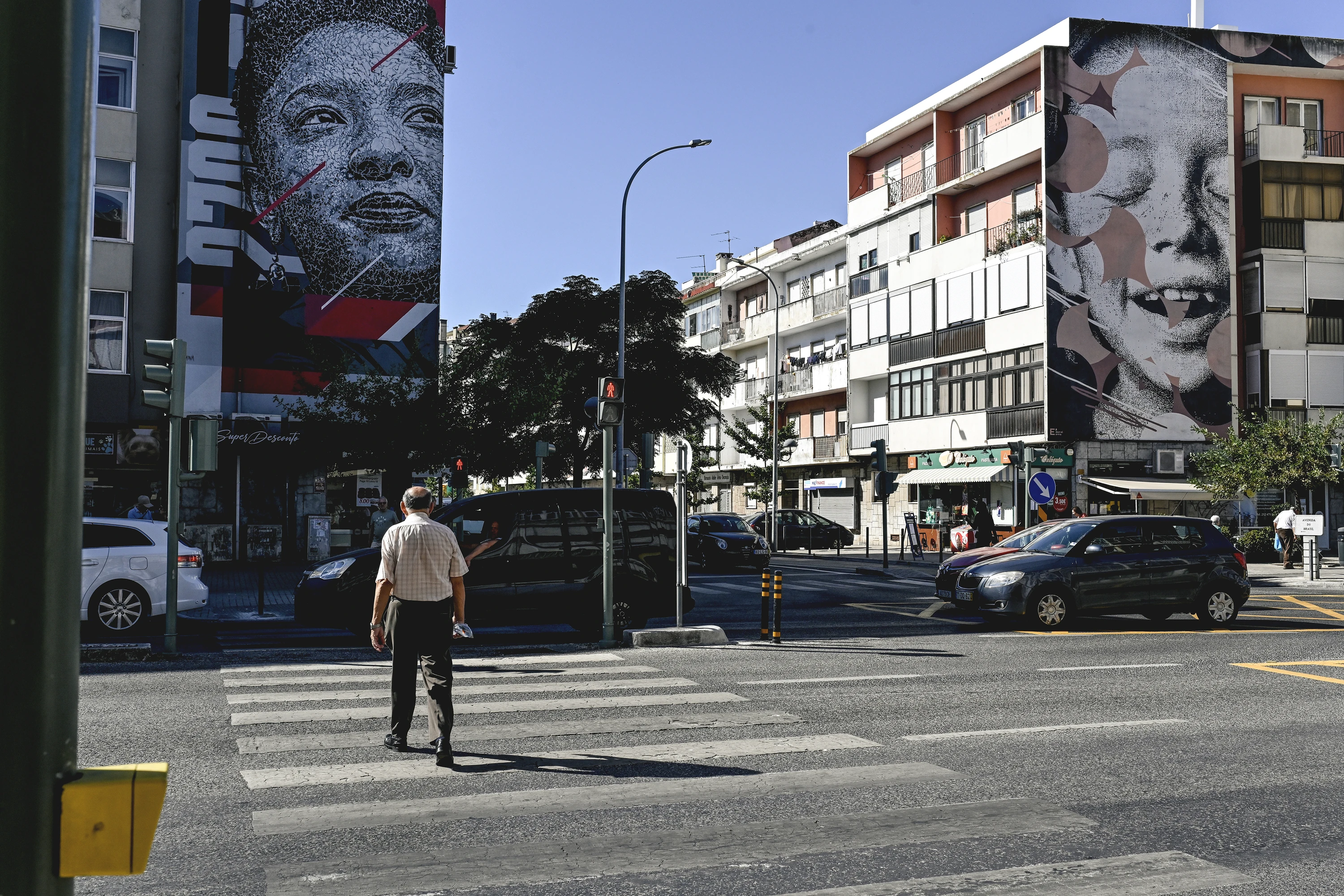 Pinturas de Samina e Daniel Eime na Avenida do Brasil, Falagueira