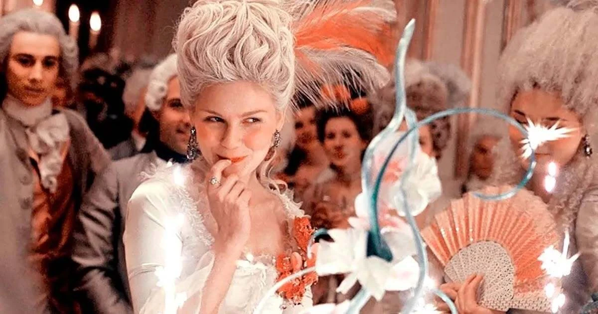 Kirsten Dunst made such a stunning young Queen in Marie Antoinette.