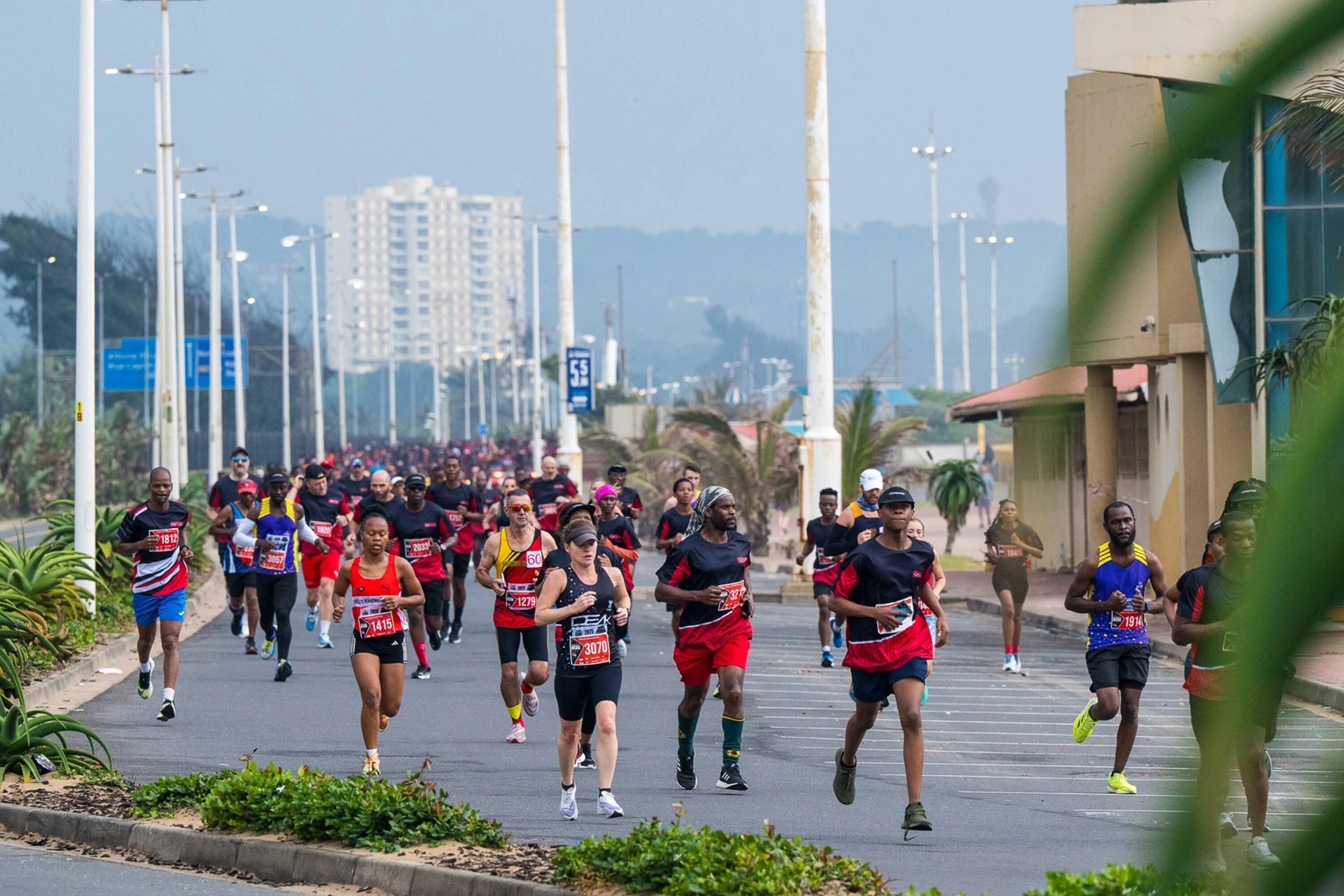 Thousands of runners are coming to the event. 