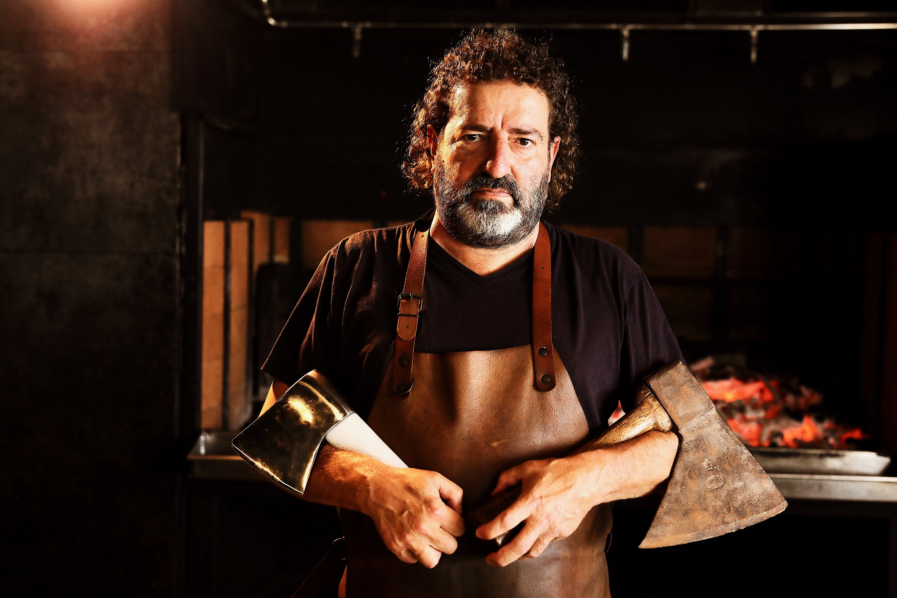 I&ntilde;aki L&oacute;pez de Vi&ntilde;aspre, maestro parrillero de Sagardi 