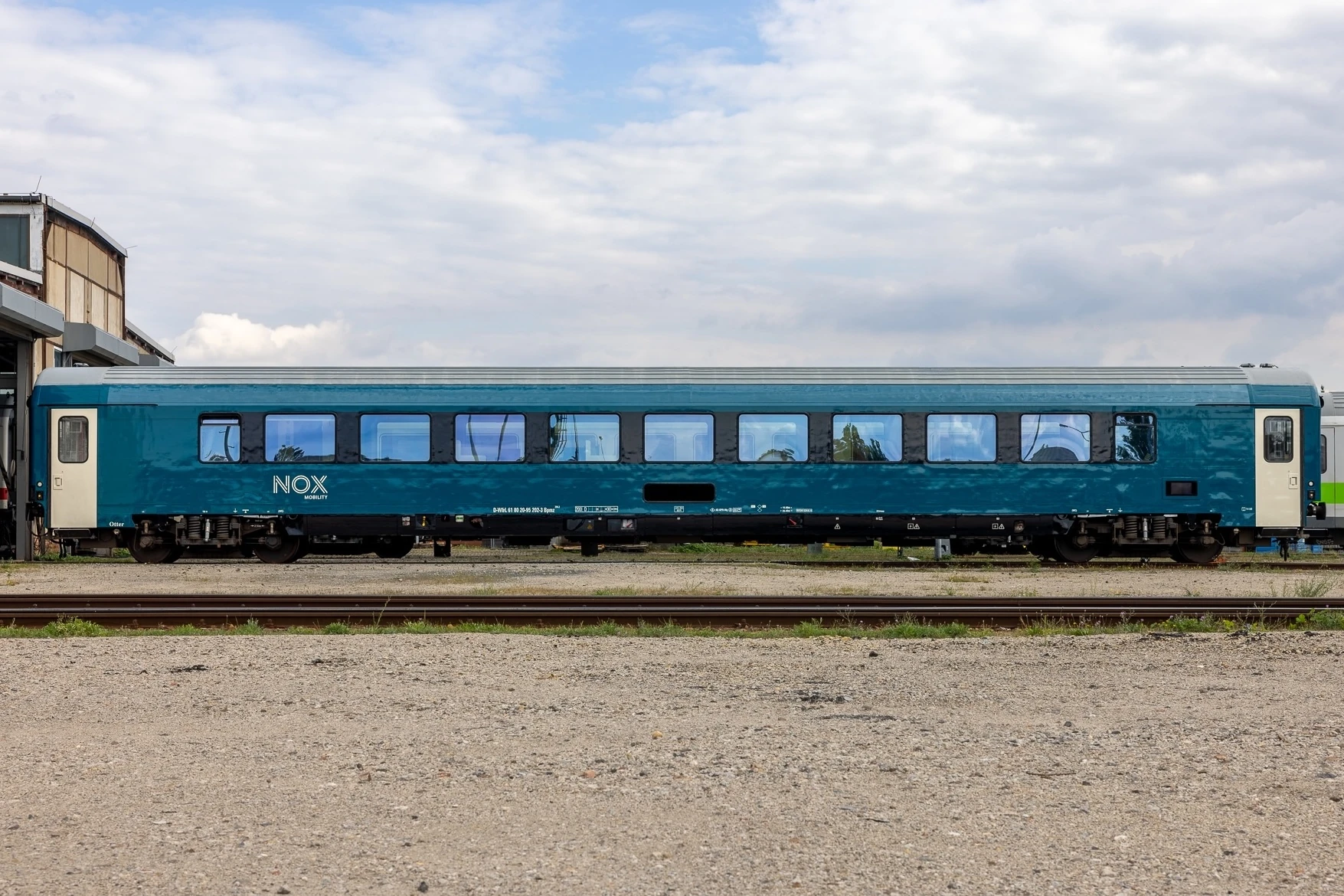 Nox Mobility train