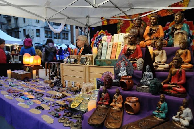 Esot&egrave;ric Shopping Night Ripoll