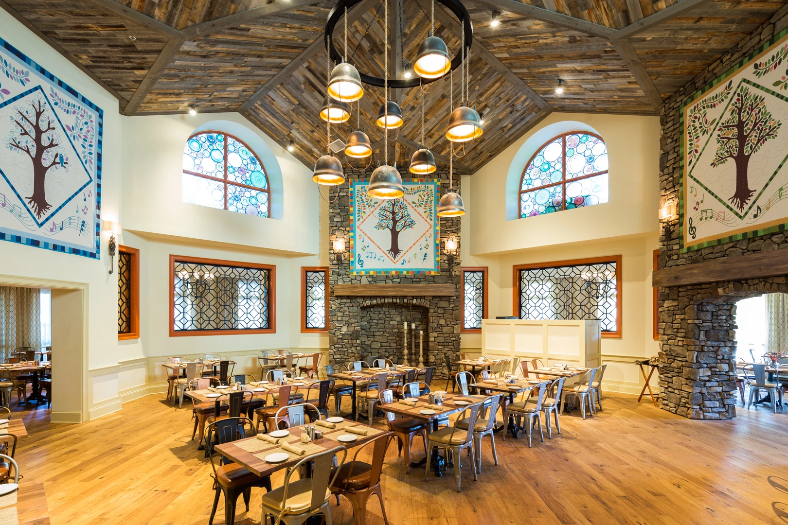 Song & Hearth at Dollywood&rsquo;s DreamMore Resort and Spa