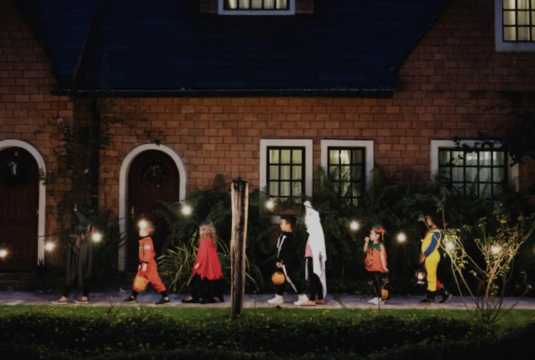 Children dressed for Halloween 