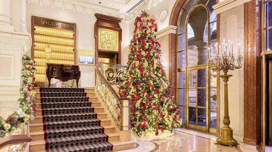 Holiday decorations at Lotte New York Palace