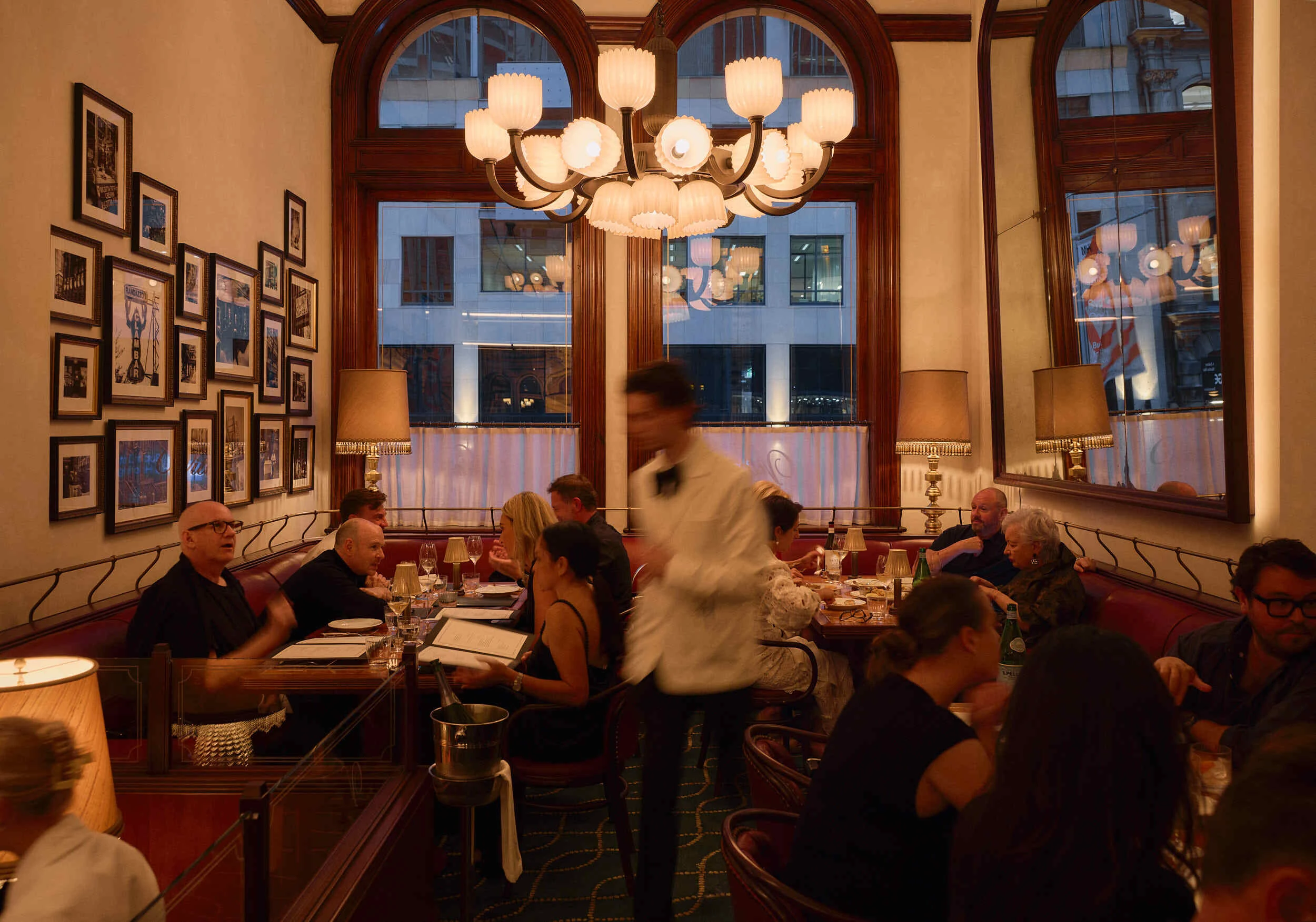Inside Vito's