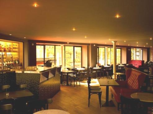 Dupont Café