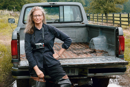 Annie leibovitz on the chrysler building #4