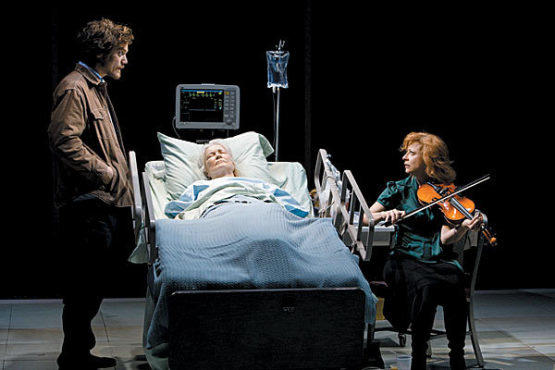 BEDSIDE MANNERED Shannon, left, visits Burstyn in the hospital.
