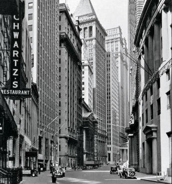 Broad Street Looking Toward Wall Street, 1916