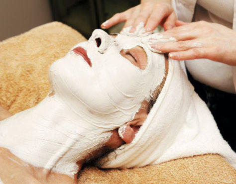 Julie Cummings,urban gardener (juliecummingsurbangardener.com):“I work outside nine months of the year—pollution and dirt are a real part of my life, and I worry about aging and the sun. I really enjoyed the facial; it’s not something I’ve ever done befor