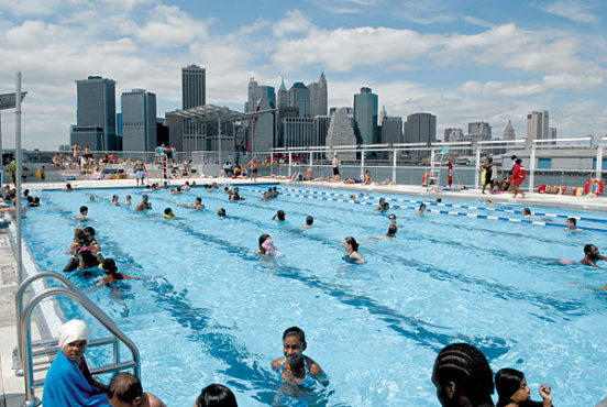 WATER, WATER EVERYWHERE New Yorkers flocked to the Floating Pool in Brooklyn in the summer of ’07.