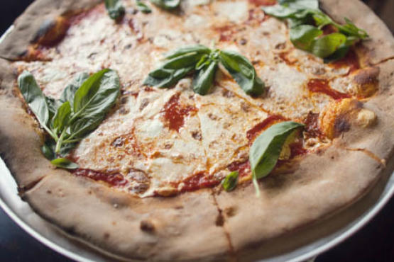 Pie with buffalo mozarella