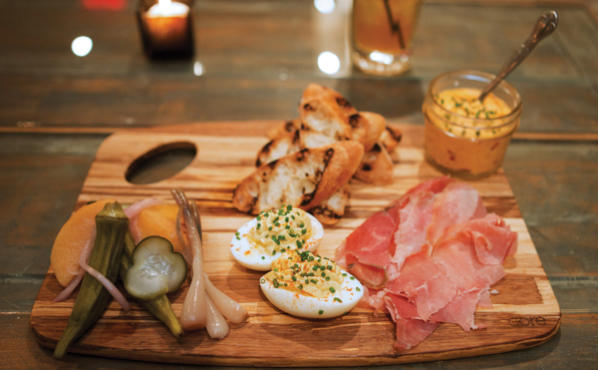 <p>Southern snacks</p>