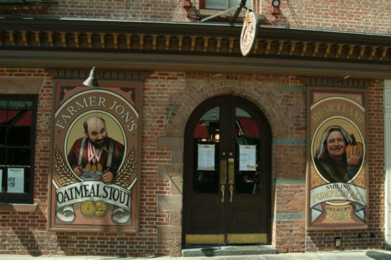 Heartland Brewery & Barbecue
