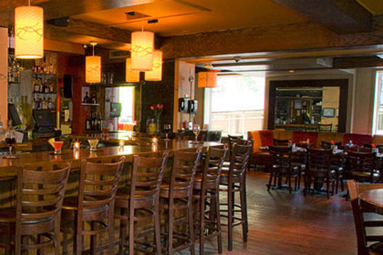 Rare Bar & Grill