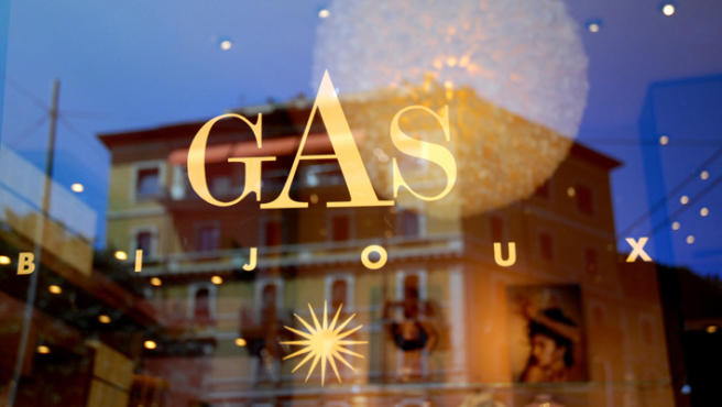 M小姐在紐約-巴黎的浪漫 紐約的現代 Gas Bijoux飾品