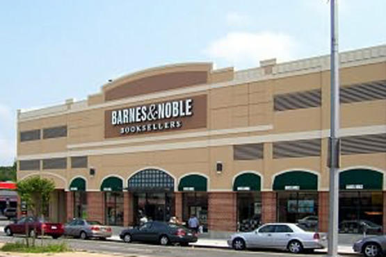 Barnes & Noble Fresh Meadows