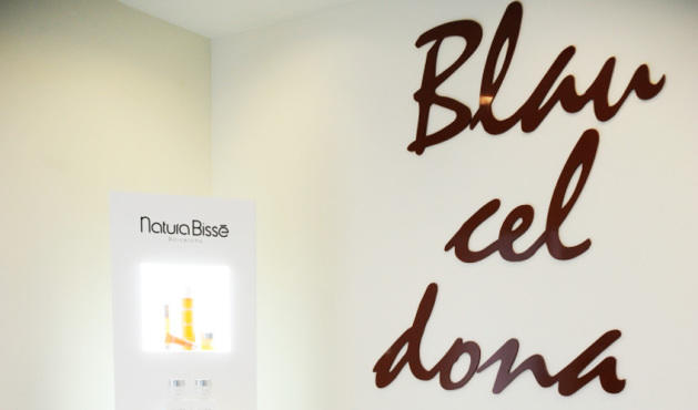 Blau cel dona