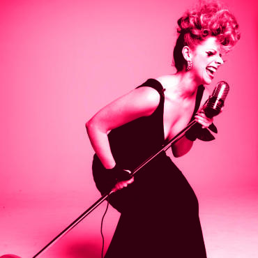 Lady Rizo, Cabaret