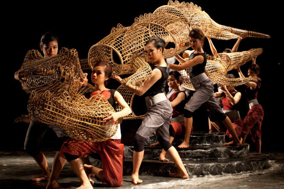 Khmer Arts Ensemble, A Bend in the River