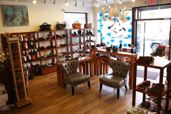 Shoe Market